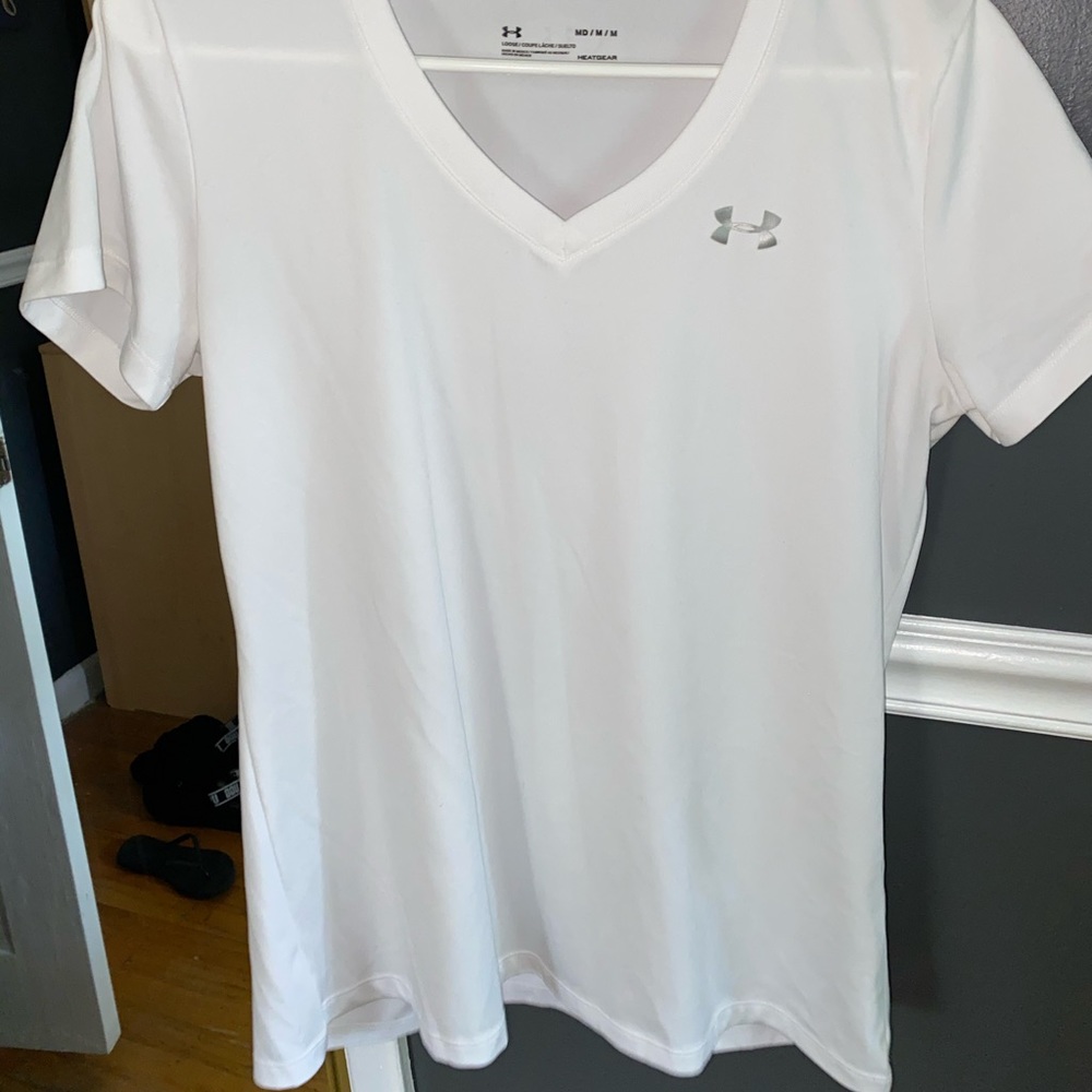 Under Armour white dri fit workout shirt